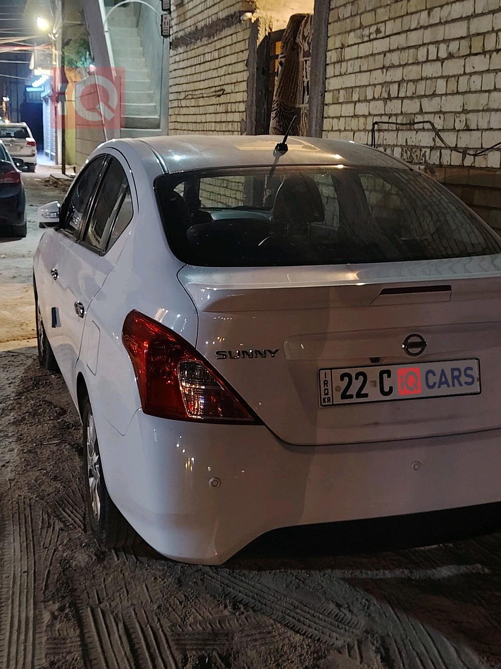 نيسان صني